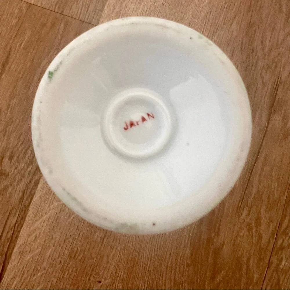 Vintage Japan Hand Painted Rose Bud Vase Signed‎ 7”